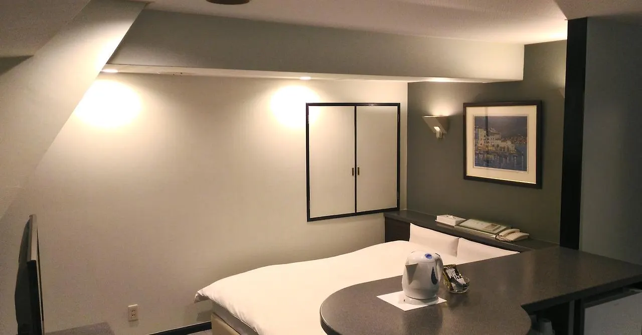 Hotel L Tokyo 0*,